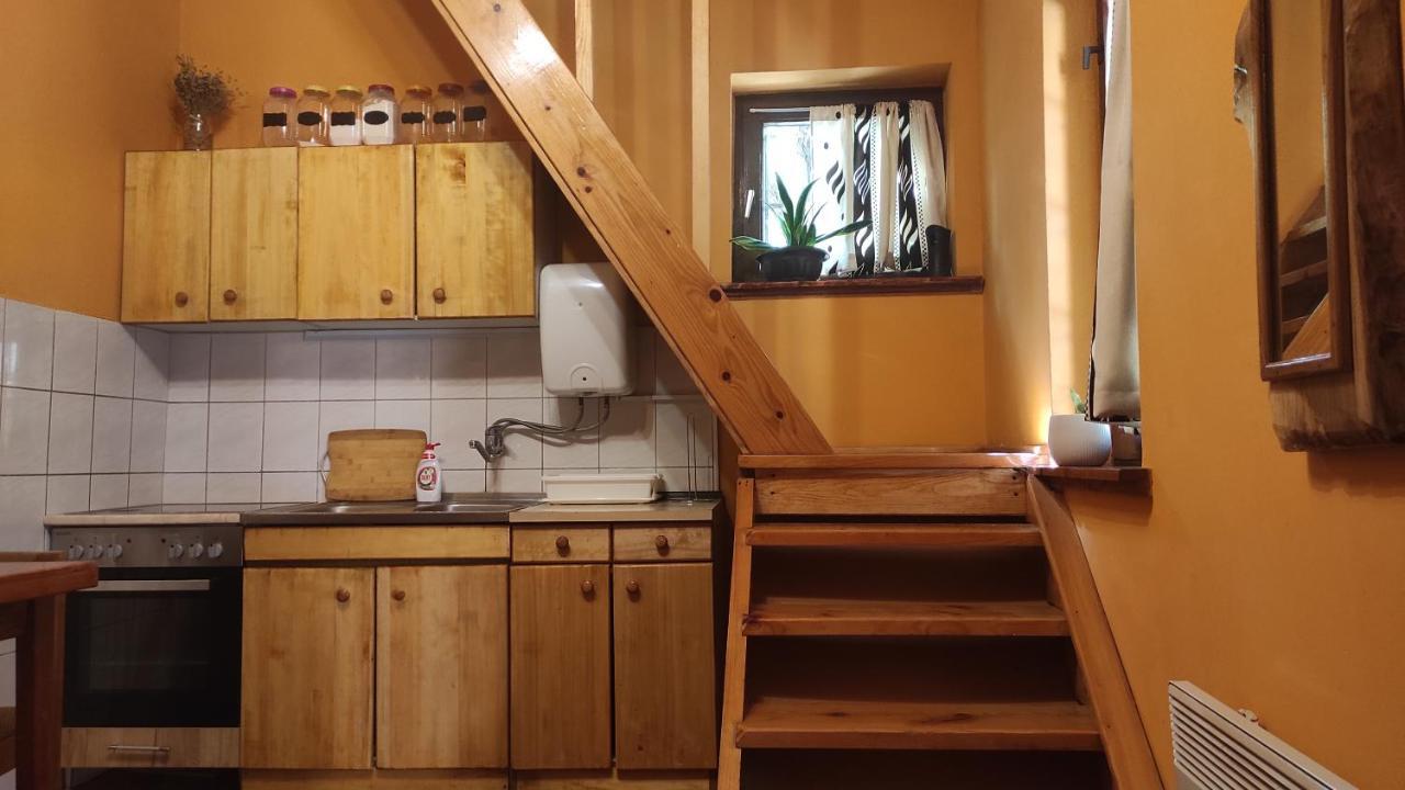 Апартаменти Wood House Рума Екстер'єр фото